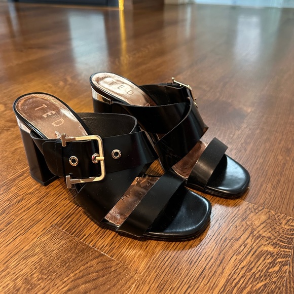 Ted Baker sandals - Picture 2 of 3